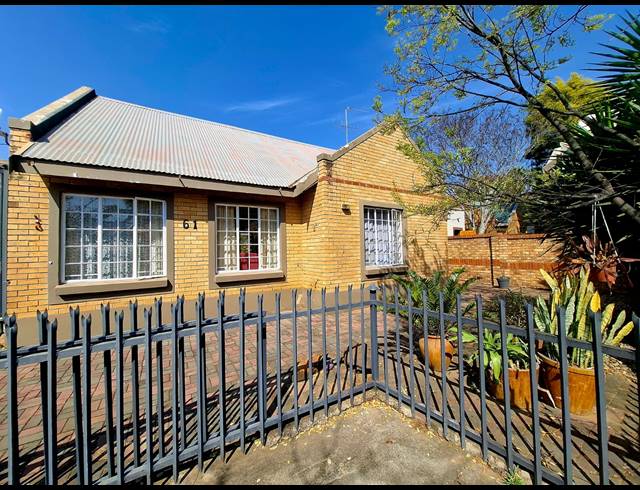 2 BEDROOM HOUSE FOR SALE IN EQUESTRIA